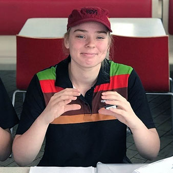 certificate iii in hospitality traineeship qld